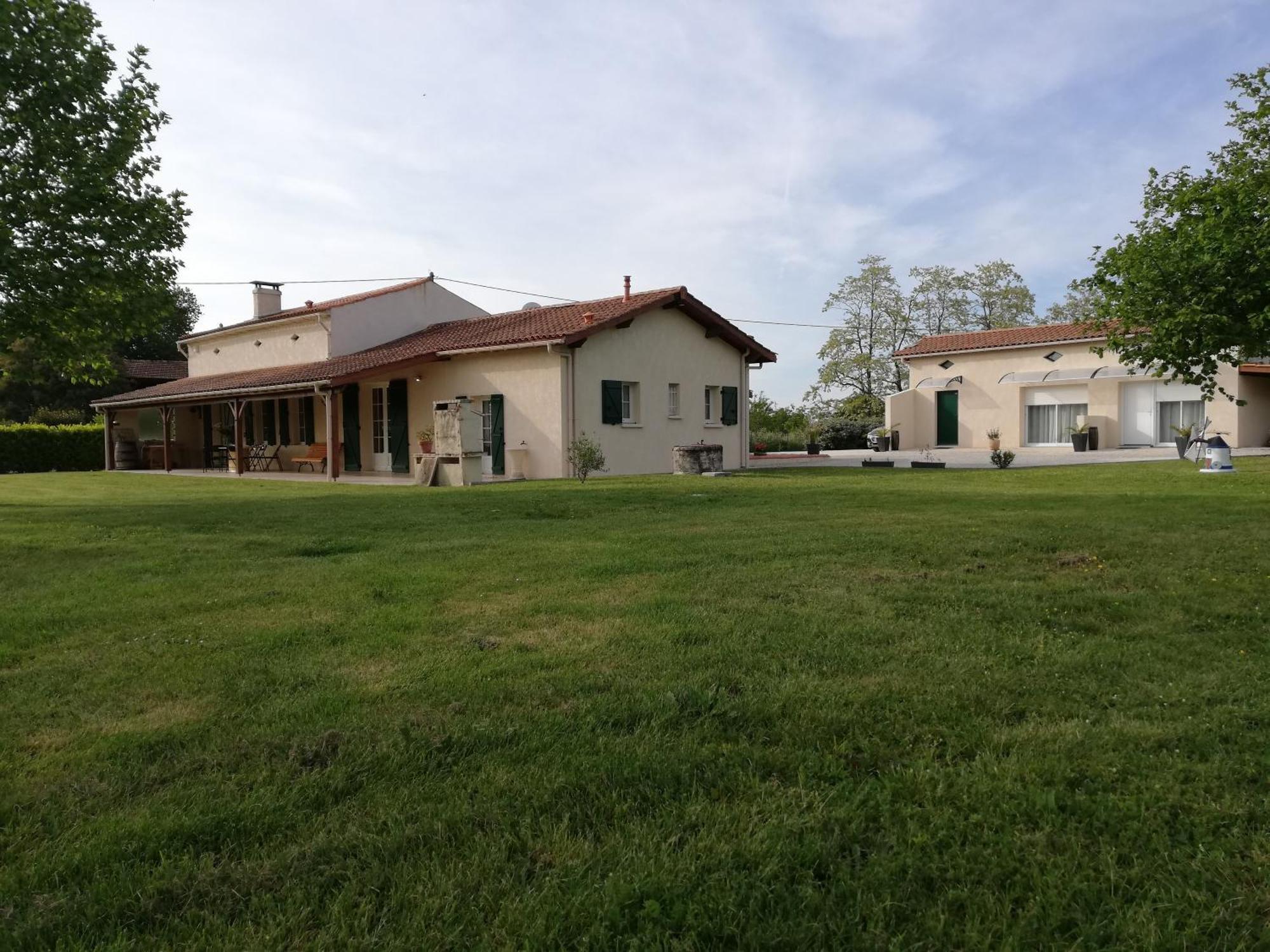 La Mancine Laulan Bed & Breakfast Jau-Dignac-et-Loirac Luaran gambar